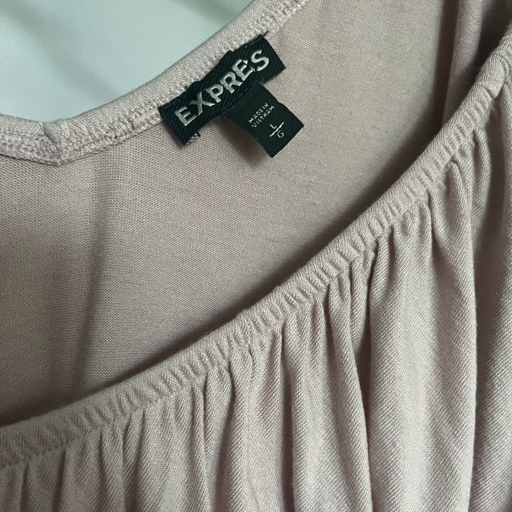 Express Off Shoulder Ruffle Tee - Picture 6 of 6